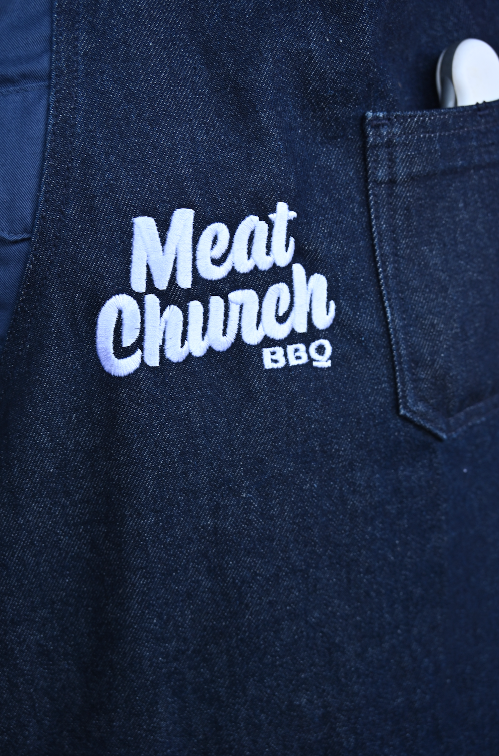 hedley-and-bennett-meat-church-apron-navy-e3 Screenshot_2024-07-03_at_2.52.19_PM.png